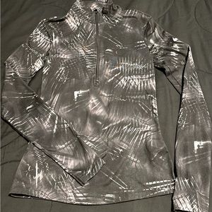 Nike DriFit 1/2 Zip long sleeve